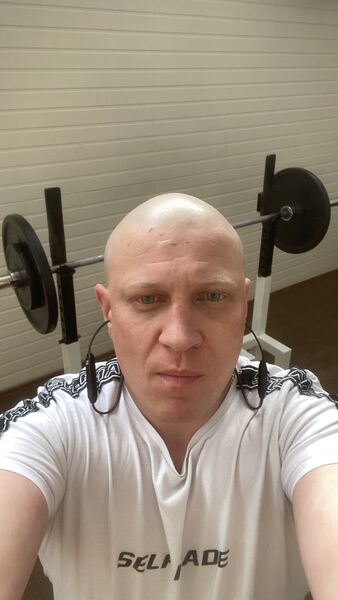  ,   Ivan, 39 ,   ,   