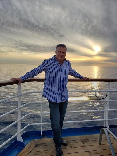  ,   Elvano, 54 ,   c 