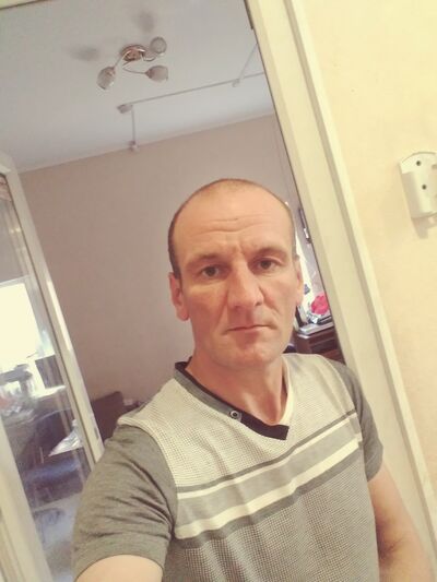  ,   Ivan Bok, 42 ,     , c 