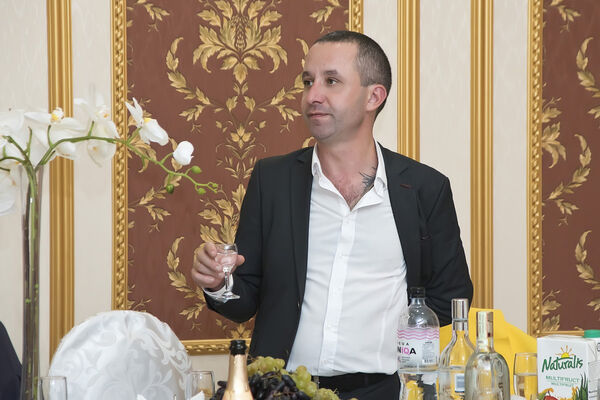  ,   Eduard, 41 ,  