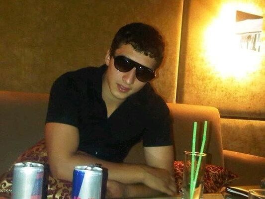  ,   Ruslan, 32 ,   ,   , c 