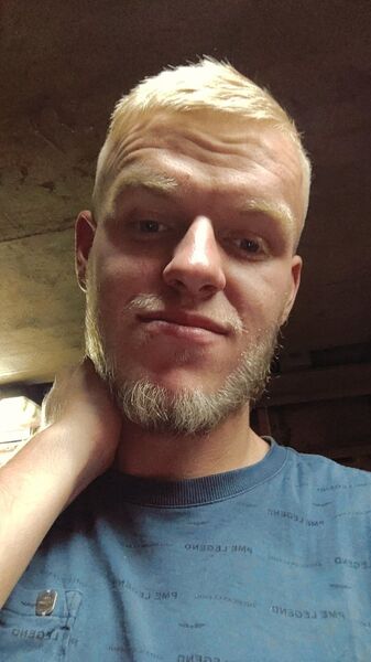  ,   Artyr, 28 ,   ,   