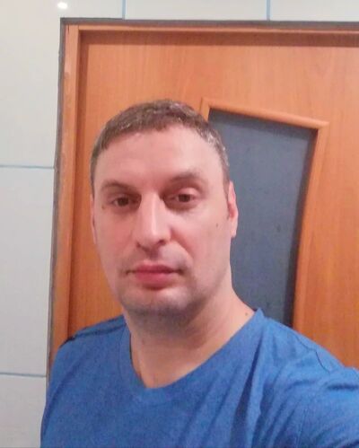  ,   Vlad, 44 ,   ,   