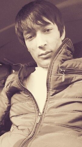  ,   Stud, 100 ,   ,   , c 