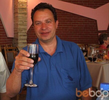  ,   Victor, 56 ,   
