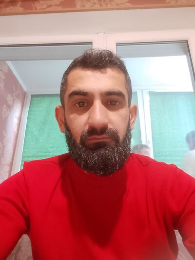  ,   Georgi M, 35 ,   ,   