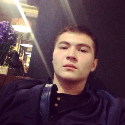  ,   John Olah, 32 ,   