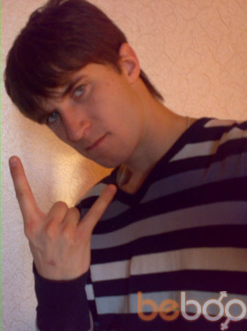  1220212  Viktor, 36 ,    