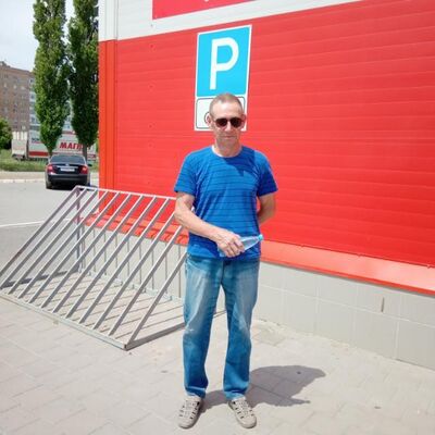  ,   Alex, 70 ,   c 