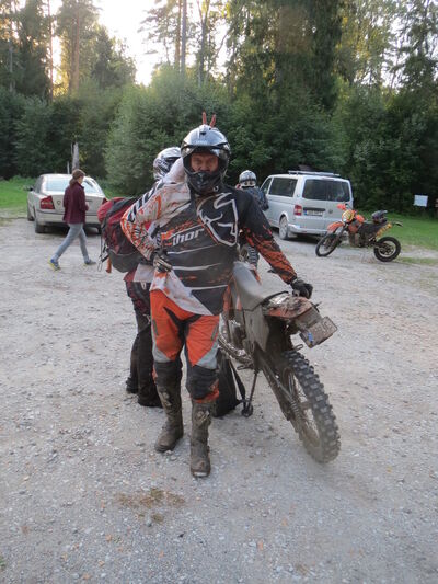  ,   Pavel, 49 ,   ,   , c 