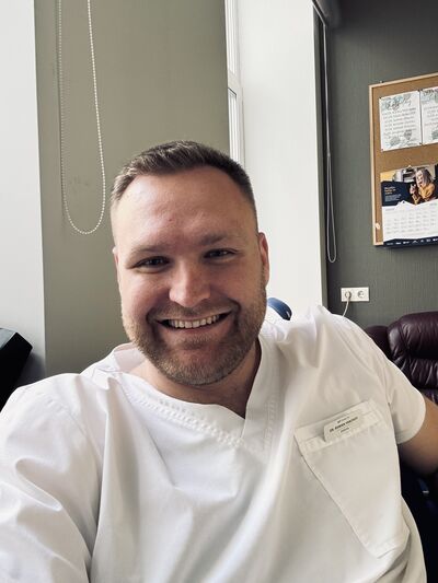  Koblenz,   Roman, 33 ,   ,   