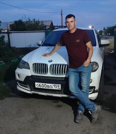  ,   Dmitryi, 38 ,   ,   