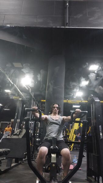  ,   SALAH, 24 ,   ,   , c , 