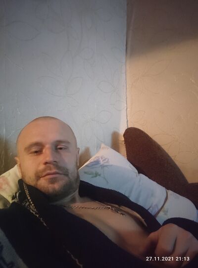  ,   Kiril Dor, 32 ,   ,   , c , 