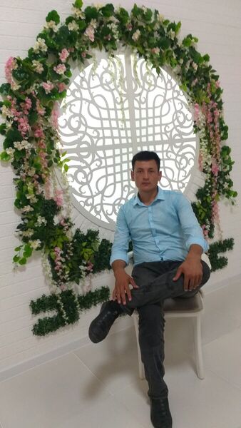  ,   Jahongir, 30 ,   ,   , c 