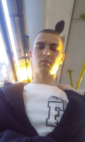  15832382  Mikk, 35 ,    