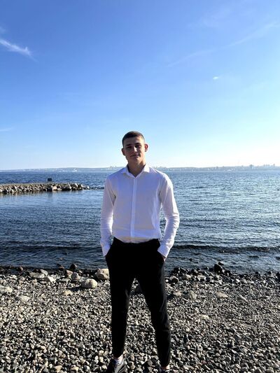 ,   Misha, 20 ,   ,   