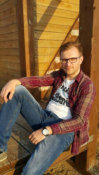  -,   Denis, 40 ,   ,   
