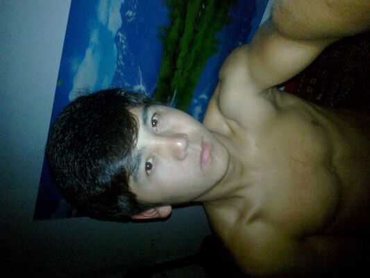  ,   Ruslan, 32 ,   ,   , c 