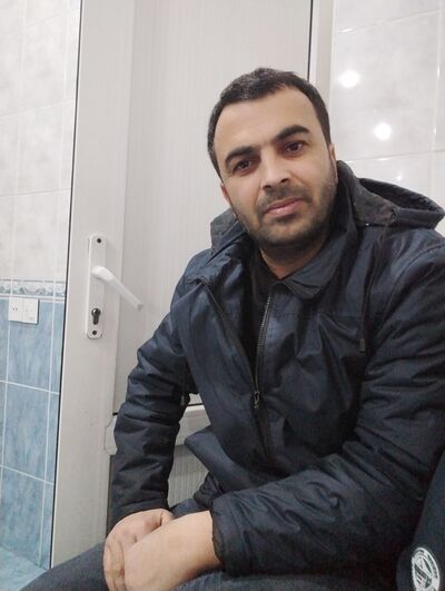  ,   Hassani, 39 ,   ,   