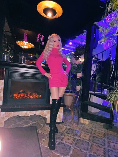  ,   Katerina, 37 ,   c 
