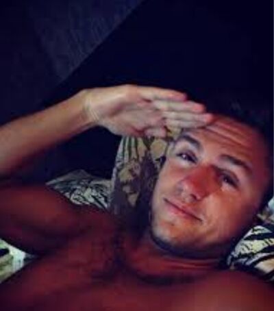  ,   Mark, 32 ,   ,   