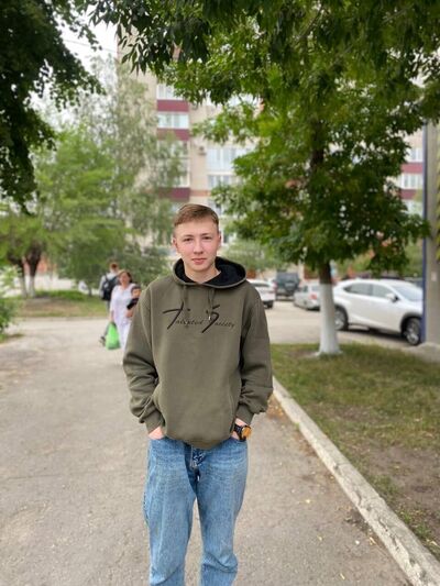  ,   Pavel, 23 ,   ,   