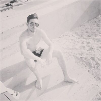  ,   Rasul, 33 ,   