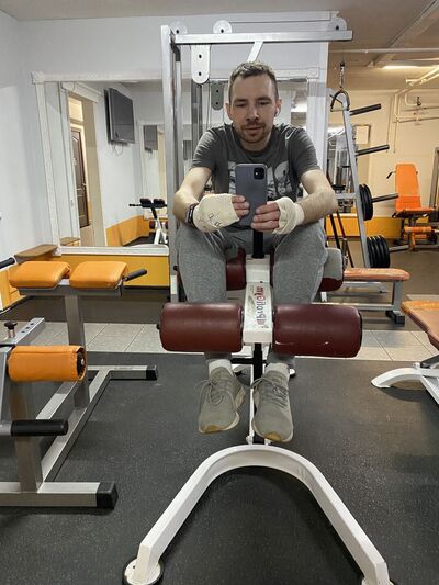  ,   Pavel, 33 ,   ,   