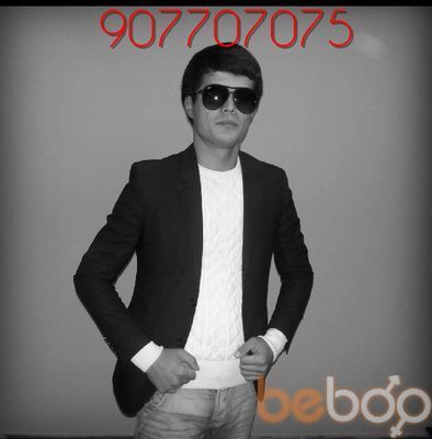  ,   Mister AVA, 33 ,   