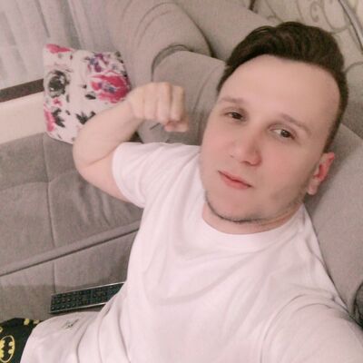  ,   Mickey, 31 ,   ,   