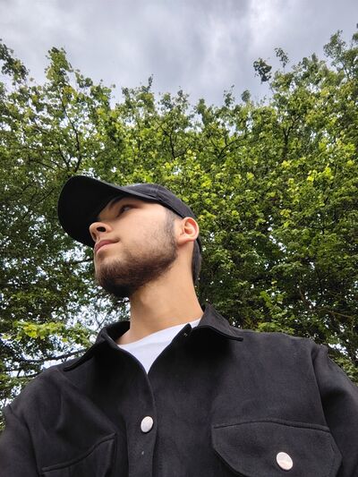   ,   Sarvar, 22 ,   ,   