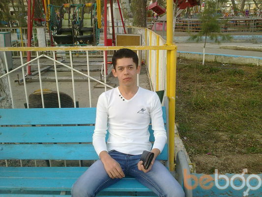  1656732  Lover, 33 ,    