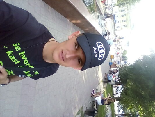 ,   Farrux, 37 ,   ,   , c 