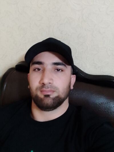  ,   Leon, 27 ,   ,   , c , 