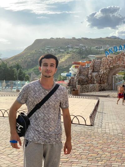  ,   Bobojon, 25 ,   