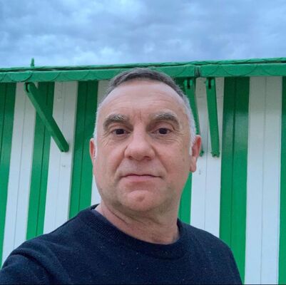  ,   Klinton, 63 ,   ,   