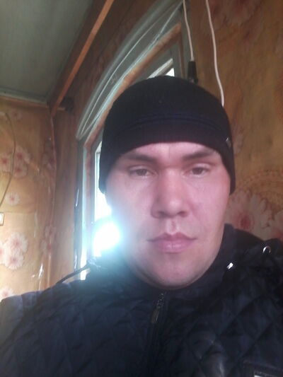  ,   Oleg, 52 ,   