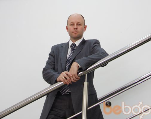  Wiesbaden,   Sery i Boss, 52 ,   