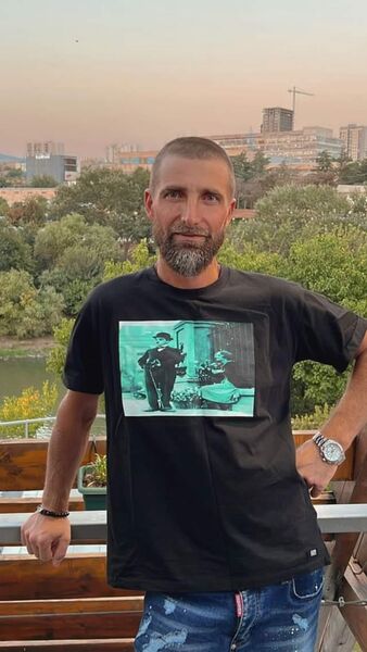  ,   Sergi, 43 ,   ,   