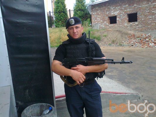  ,   Denis, 39 ,   , 