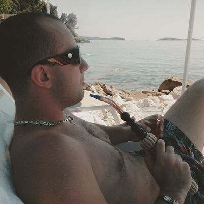  ,   Kiril, 44 ,   ,   , c 