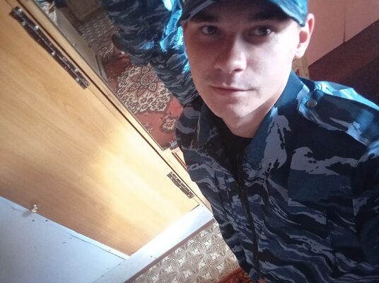  ,   Viktor, 27 ,   ,   , c , 