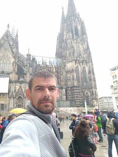  Kiel,   , 39 ,     , c 