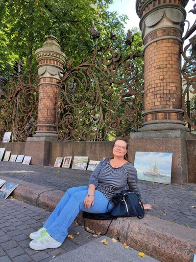  ,   Regi, 49 ,   ,   , c 