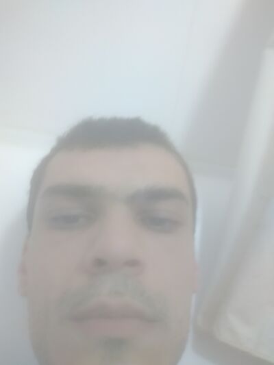  ,   Robert, 28 ,   ,   
