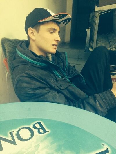  ,   Hugo, 30 ,   ,   , c 