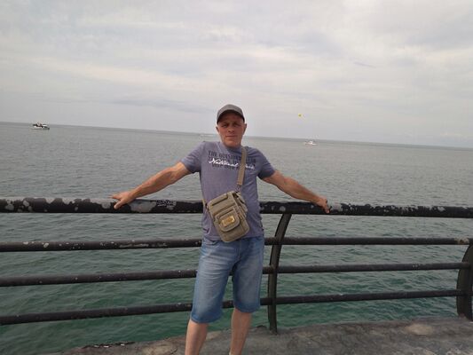  ,   Edmond, 46 ,   ,   