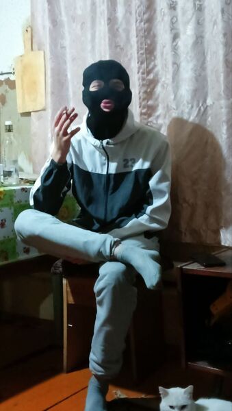  ,   Poncik, 22 ,   ,   