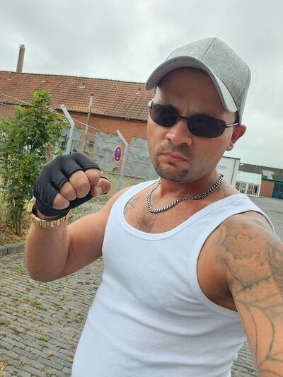 ,   Andris, 33 ,   ,   , c 